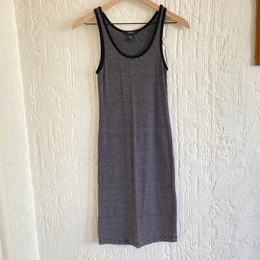 Forever 21 Black and White Sleeveless Dress Size XS